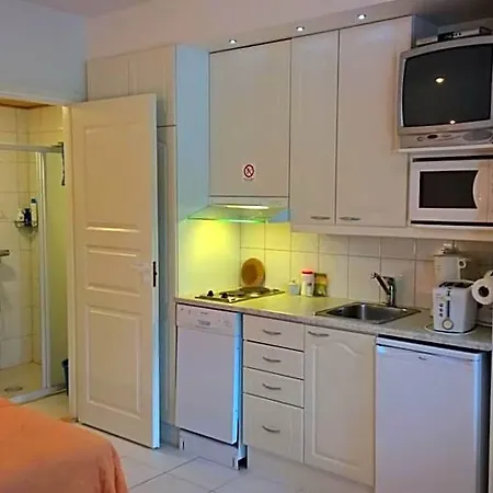 Lägenhetshotell Levistar 3*